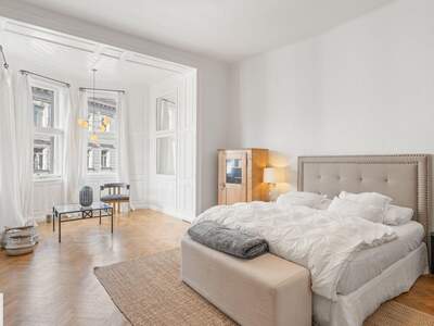 Altbauwohnung kaufen in 1050 Wien (Bild 2)
