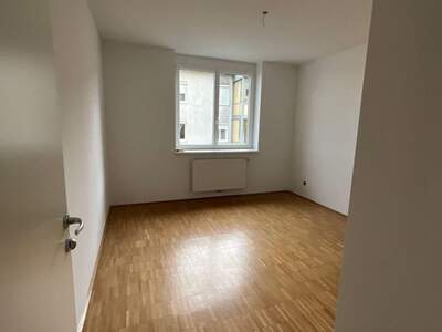 Wohnung mit Balkon mieten in 4470 Enns (Bild 3)