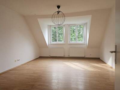 Dachgeschosswohnung kaufen in 4020 Linz
