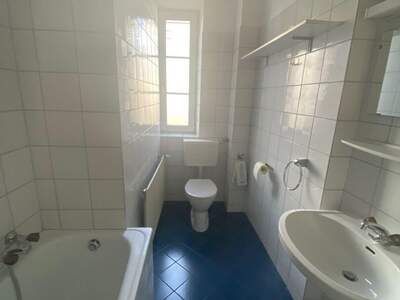 Altbauwohnung kaufen in 5020 Salzburg (Bild 2)