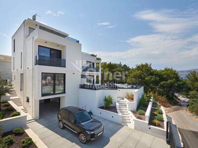 Haus kaufen in 21220 Trogir (Bild 1)