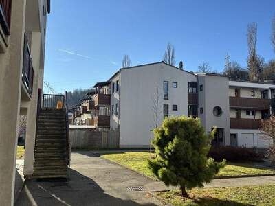 Altbauwohnung mit Balkon kaufen in 8112 Gratwein (Bild 1)