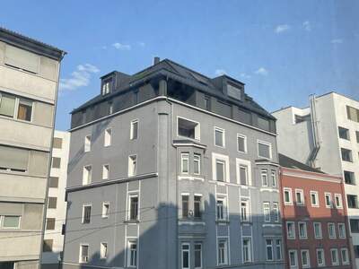 Altbauwohnung mit Balkon kaufen in 6020 Innsbruck (Bild 1)