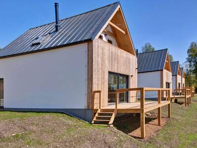 Haus mit Garten kaufen in 38226 Horní Planá (Bild 1)