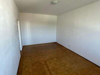 Wohnung mit Balkon kaufen in 4020 Linz (Bild 2)