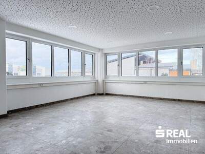 Halle / Lager / Produktion mieten in 5261 Uttendorf