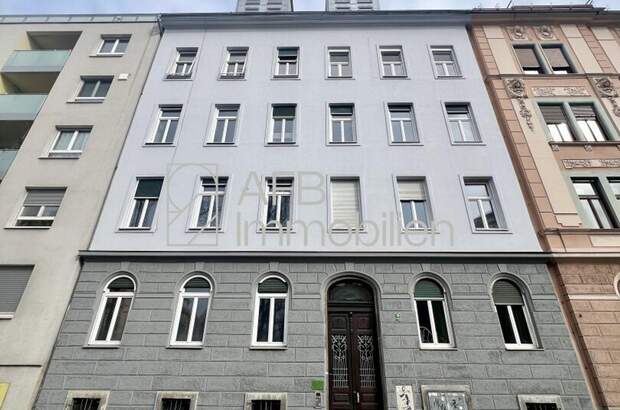 Altbauwohnung mit Balkon mieten in 8020 Graz (Bild 1)