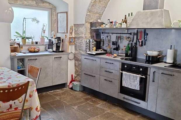 Altbauwohnung kaufen in 51414 Opatija (Bild 1)