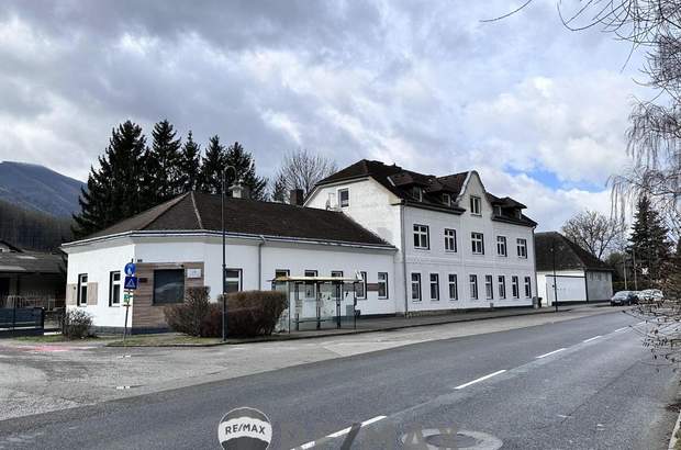 Mehrfamilienhaus kaufen in 2571 Thenneberg (Bild 1)