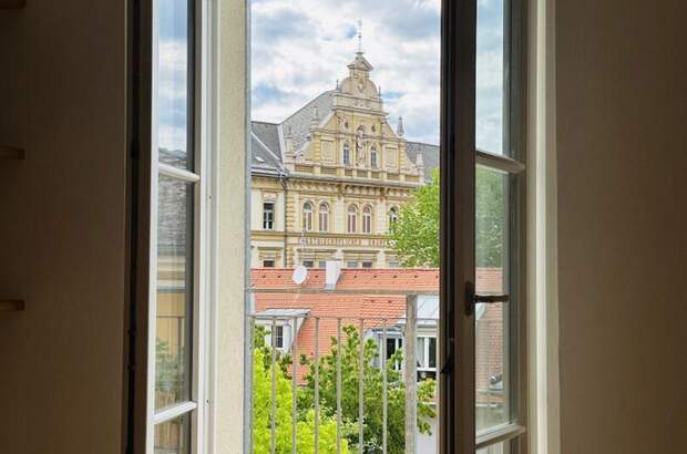 Altbauwohnung mit Balkon kaufen in 8010 Graz (Bild 1)