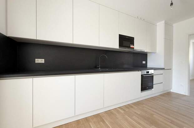 Altbauwohnung mit Balkon mieten in 1210 Wien (Bild 2)