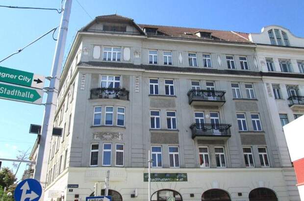 Altbauwohnung mit Balkon mieten in 1150 Wien