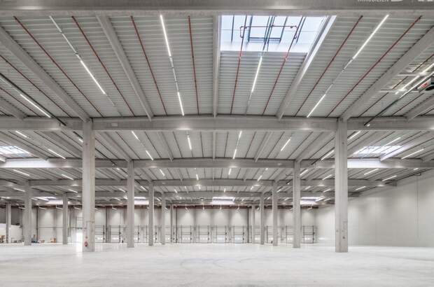 Gewerbeobjekt mieten in 1370 Logatec (Bild 2)