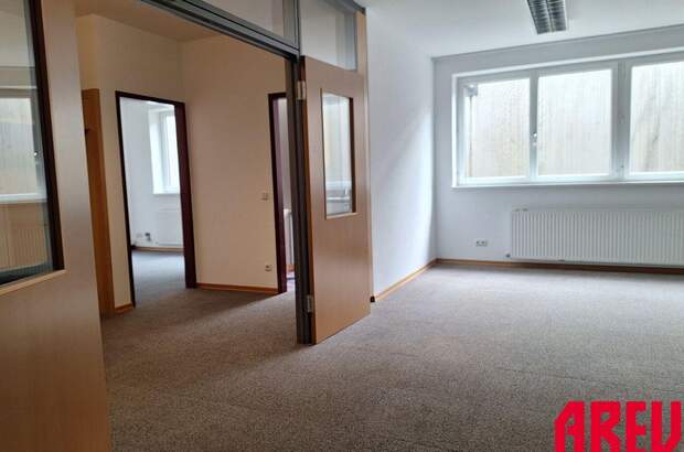 Gewerbeobjekt mieten in 4910 Ried (Bild 2)