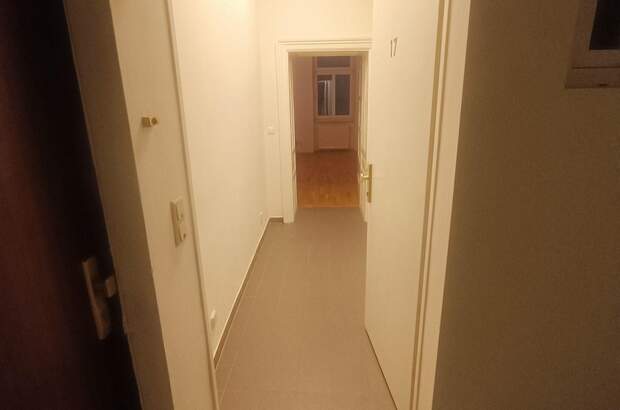 Altbauwohnung kaufen in 1100 Wien (Bild 2)
