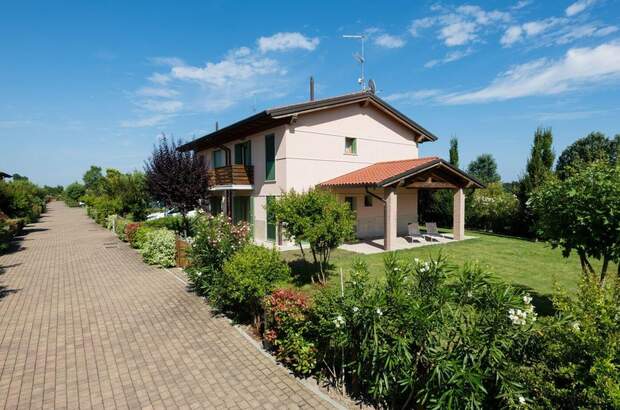 Haus kaufen in 33054 Lignano Sabbiadoro (Bild 1)