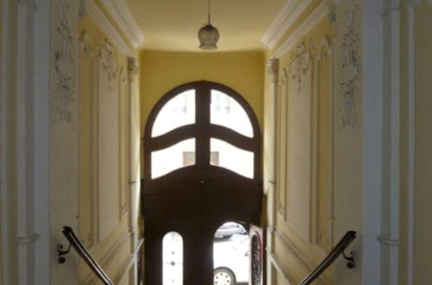 Altbauwohnung mit Balkon kaufen in 1150 Wien (Bild 1)