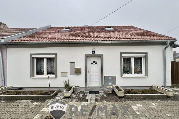 Einfamilienhaus kaufen in 2540 Bad Vöslau (Bild 1)