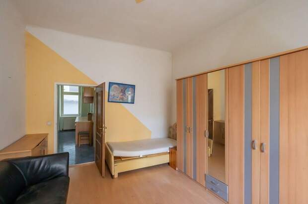 Altbauwohnung mit Balkon kaufen in 1200 Wien (Bild 3)
