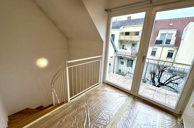 Altbauwohnung mit Balkon mieten in 8020 Graz (Bild 1)