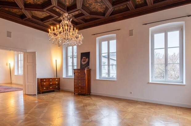 Altbauwohnung mit Balkon mieten in 4020 Linz (Bild 2)
