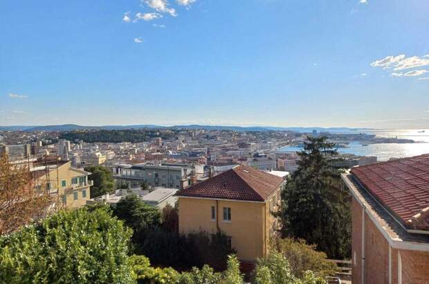 Haus mit Garten kaufen in 34134 Trieste (Bild 1)