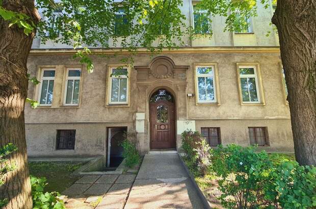 Altbauwohnung kaufen in 1130 Wien (Bild 1)
