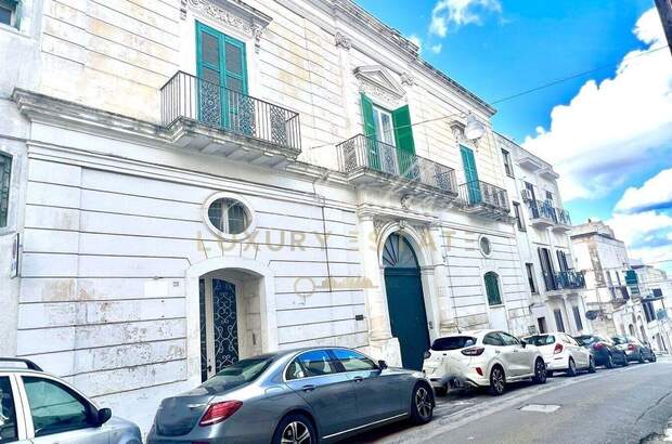 Haus kaufen in 72017 Ostuni (Bild 1)