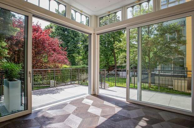 Altbauwohnung mit Balkon kaufen in 1130 Wien (Bild 1)