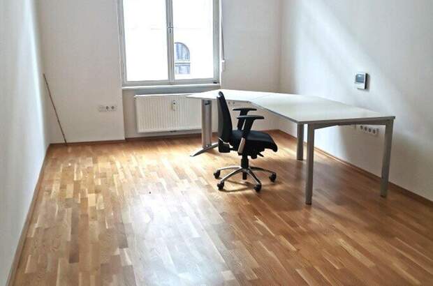 Altbauwohnung mit Balkon mieten in 8010 Graz (Bild 5)