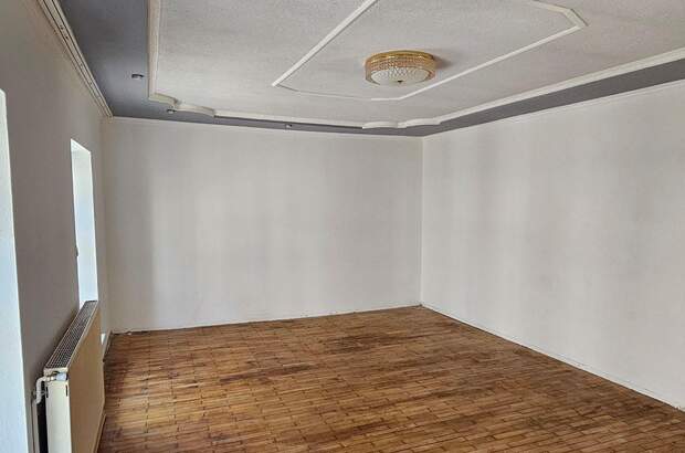 Altbauwohnung mit Balkon mieten in 2500 Baden (Bild 2)