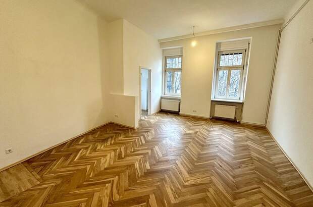 Altbauwohnung mit Balkon mieten in 8010 Graz (Bild 1)