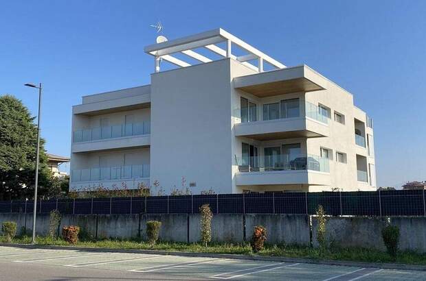 Wohnung mit Balkon kaufen in 33100 Udine (Bild 1)