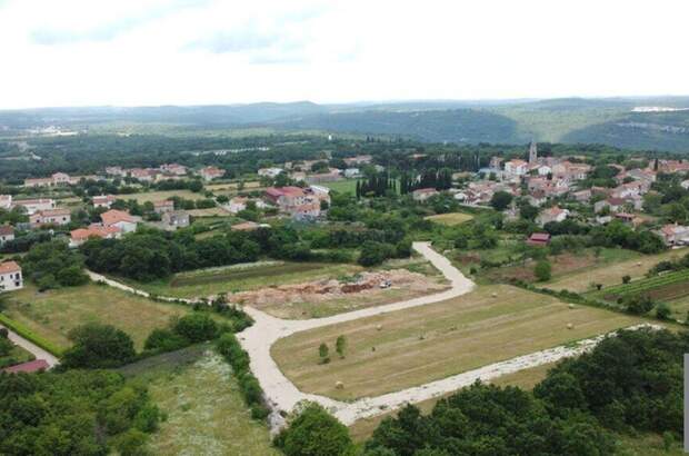 Gewerbeobjekt kaufen in 52210 Rovinj (Bild 3)