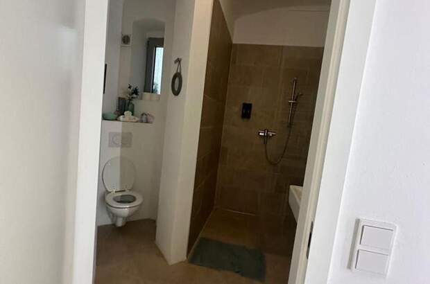 Altbauwohnung kaufen (Bild 2)