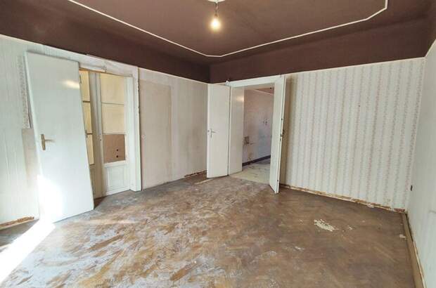 Altbauwohnung kaufen in 1070 Wien (Bild 1)