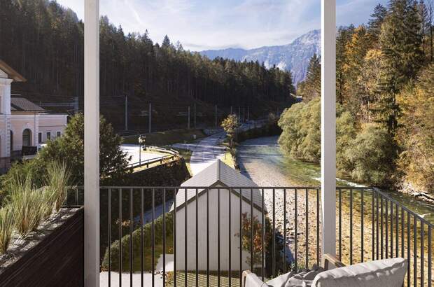 Altbauwohnung mit Balkon kaufen in 8990 Bad Aussee (Bild 1)