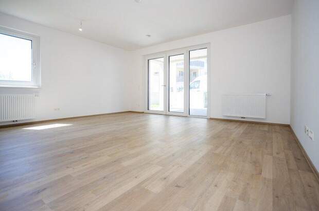 Terrassenwohnung kaufen in 2700 Wr. Neustadt (Bild 1)