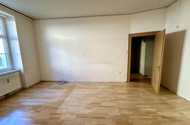 Altbauwohnung kaufen in 8020 Graz (Bild 1)