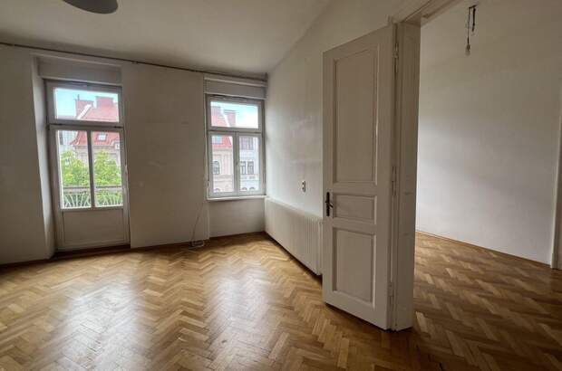 Altbauwohnung mit Balkon mieten in 8010 Graz (Bild 1)