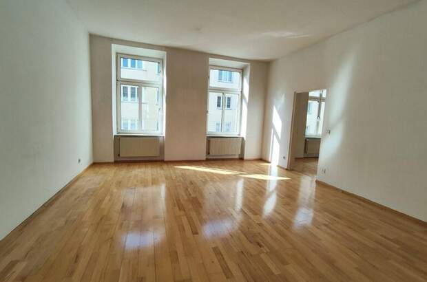Altbauwohnung kaufen in 1070 Wien (Bild 1)