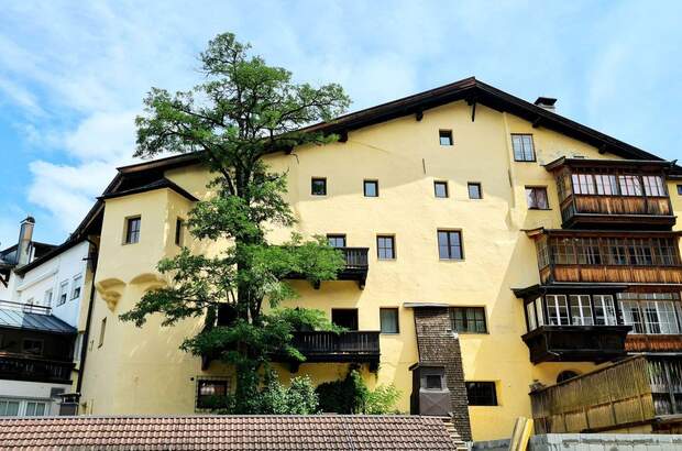 Altbauwohnung mit Balkon mieten in 6370 Kitzbühel (Bild 1)