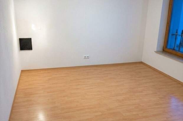 Altbauwohnung mit Balkon kaufen in 6103 Reith (Bild 2)