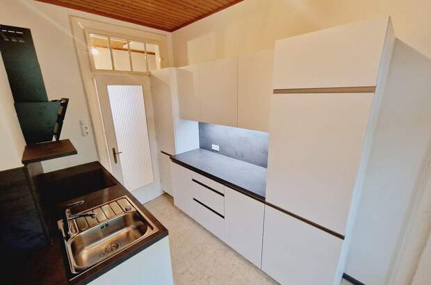 Altbauwohnung mit Balkon mieten in 8010 Graz (Bild 1)