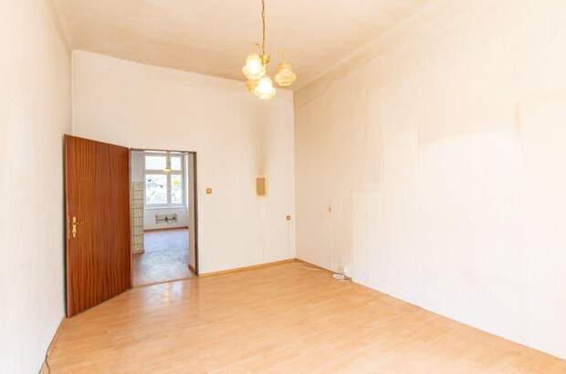 Altbauwohnung kaufen in 1110 Wien (Bild 2)