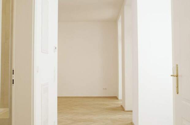 Altbauwohnung mit Balkon kaufen in 1150 Wien (Bild 4)