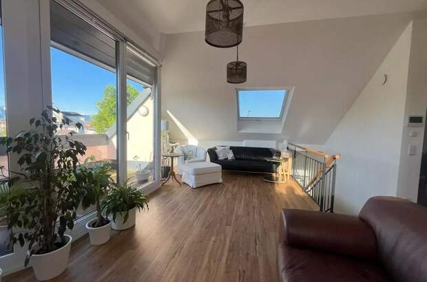 Wohnung mit Balkon mieten in 83395 Freilassing (Bild 1)