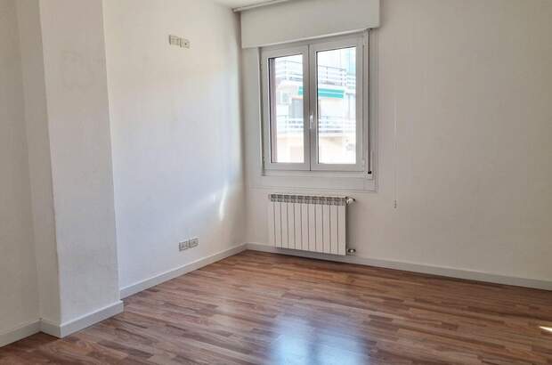 Altbauwohnung kaufen in 34073 Grado (Bild 3)