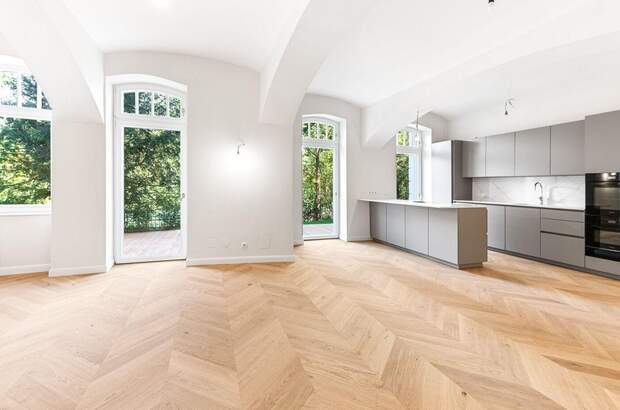 Altbauwohnung kaufen in 1130 Wien (Bild 2)