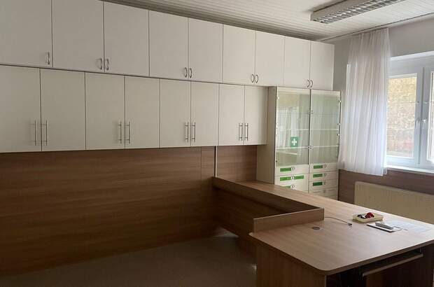 Gewerbeobjekt mieten in 1160 Yppenplatz (Bild 1)